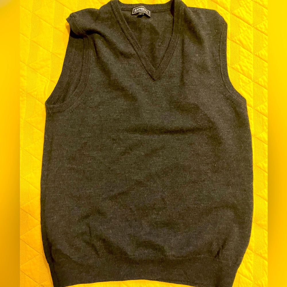 Express Grey Merino Wool Men’s Sweater Vest
